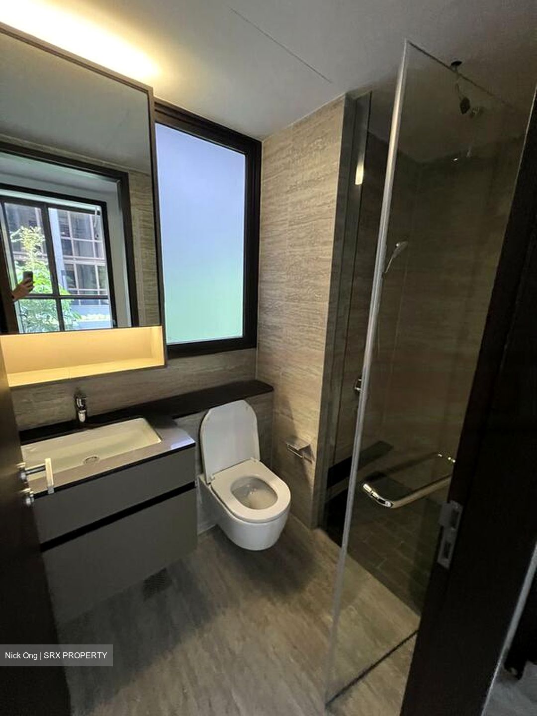 The Commodore (D27), Condominium #485755901